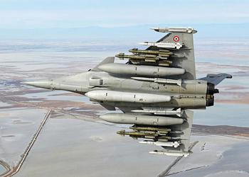Украинские истребители F-16 смогут нести французские управляемые авиабомбы AASM Hammer
