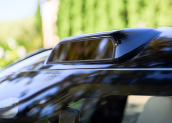 Лидар Volvo EX90 повредил камеру iPhone 16 Pro Max