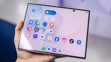 Samsung is building two more wide-screen foldables for 2027