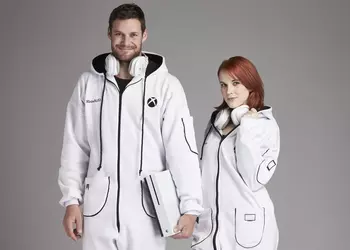 Внезапно: Microsoft представила пижаму для игры на Xbox