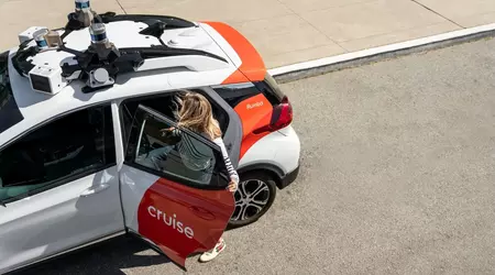 Cruise et Waymo ont qualifié les humains de mauvais conducteurs et ont appelé à une adoption plus rapide des robots taxis.