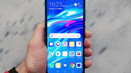 Огляд Huawei Y7 2019: недорогий молодіжний смартфон з великим екраном
