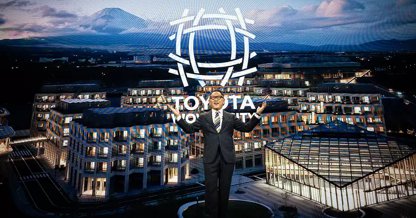 Акио Тойода делится бизнес-стратегией Toyota на CES 2025