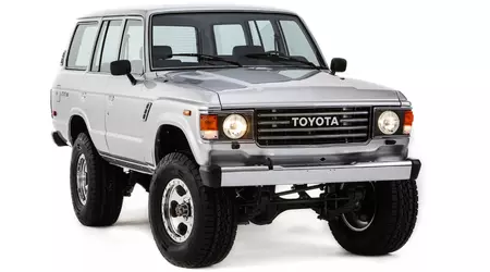 Toyota повернула до життя класичний Land Cruiser з сучасним двигуном V6 від Tundra
