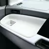 Интерьер Suzuki e Sky превью