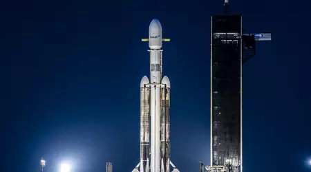 Falcon Heavy successfully completes sixth mission in its history - SpaceX sends three satellites into space