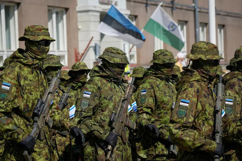 Эстония заявляет, что сможет воевать с россией "несколько недель" до прибытия войск НАТО