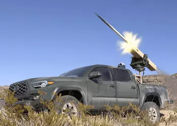 В интернете появилось видео, как ВСУ с помощью мобильной ракетной системы VAMPIRE уничтожают дрон-камикадзе Shahed-131/136