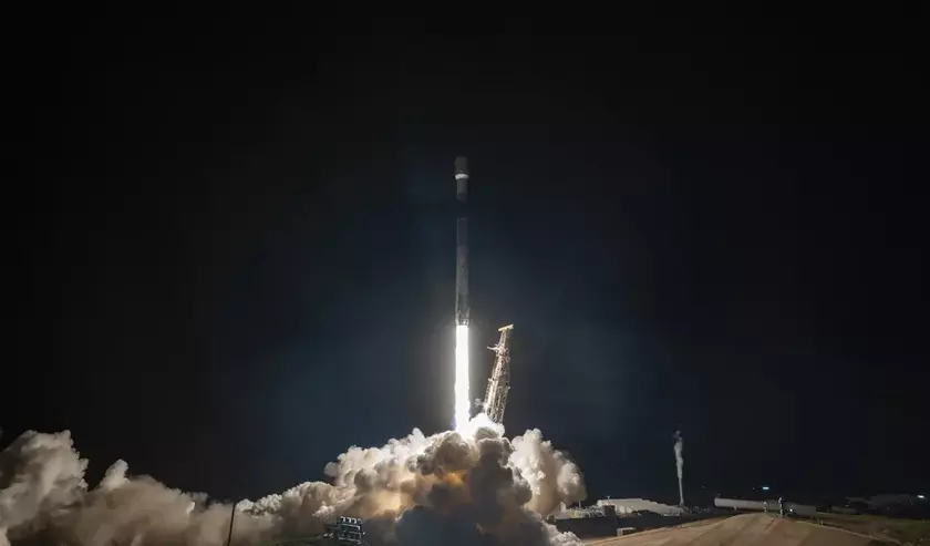 Falcon 9: SpaceX совершает запуск с Ванденберга