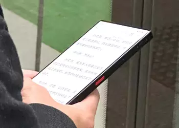 Большой дисплей, тонкие рамки и никаких отверстий: флагман nubia Z50 Ultra появился на фотографии