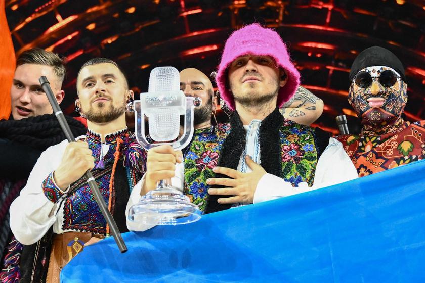 Le groupe Kalush Orchestra a vendu la coupe des vainqueurs de l'Eurovision pour 900 000 dollars: cet argent sera utilisé pour acheter un complexe de drones PD-2 pour l'armée ukrainienne