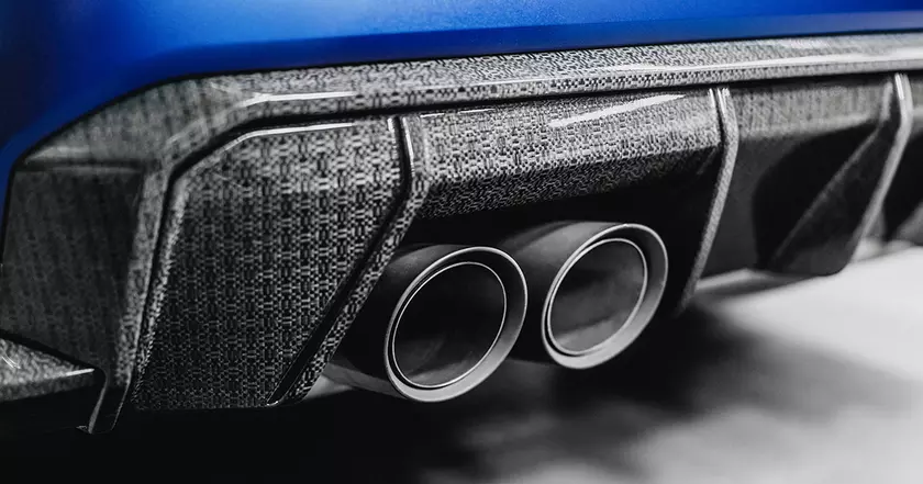 BMW использует волокна льна для создания заднего бампера: устойчивые инновации в автоиндустрии