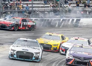 Best thing to happen to motorsports in 2022 - NASCAR driver made it to the championship finals by a trick from a video game, beating out five rivals at the finish line
