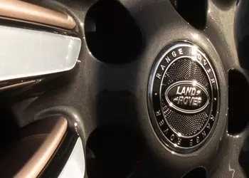 JLR will start fitting Pirelli tyres made from renewable materials on its cars