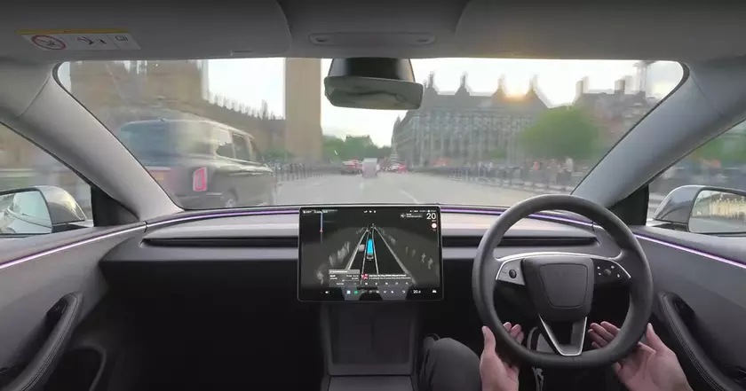 Tesla протестирует Full Self Driving с наблюдением в Лондоне