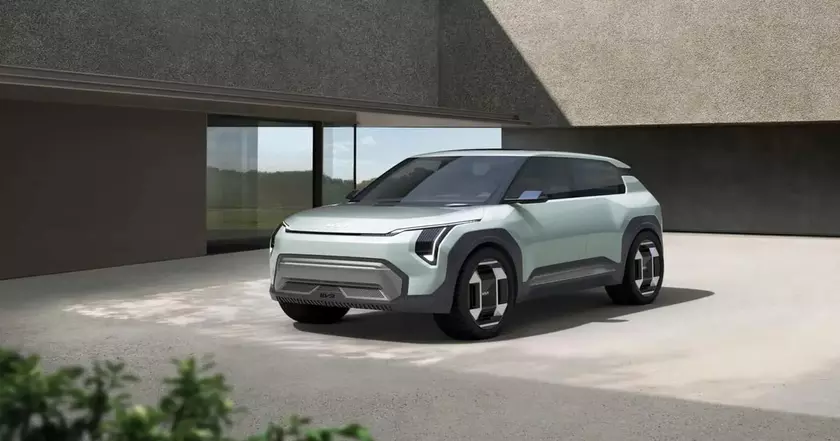 Новый электромобиль Kia EV2 заметили на улицах Кореи