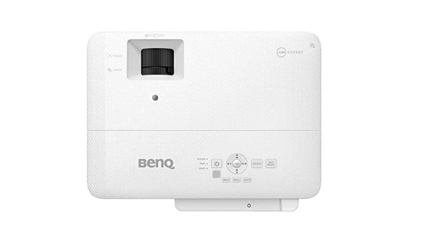 Benq TH685i proiettore in camera da letto