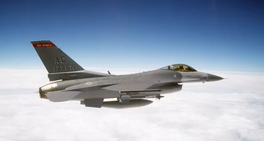 Великобритания не будет отправлять в Украину истребители