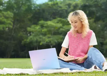 LG выпустила ноутбуки-хамелеоны gram Style стоимостью от $1499 – некоторые версии доступны со скидкой $200-300