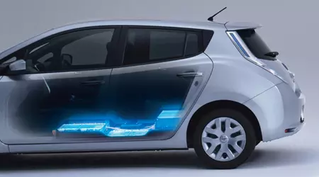 Старі батареї Nissan Leaf починають друге життя в найбільшому аеропорту Італії