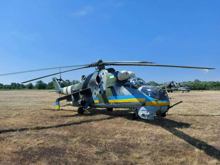 Воздушные силы ВСУ используют против рашистов вертолёты Ми-24В, их Украине передала Чехия