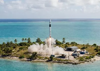 20 лет первому фиаско: как ржавая гайка чуть не похоронила SpaceX