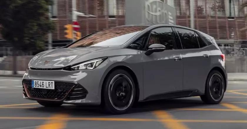 Eléctrica Revolución: Conoce el Cupra Born y Su Impacto en el Mundo de los Vehículos Verdes