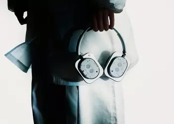 Nothing представила Headphone (1) — первые полноразмерные наушники бренда с необычным дизайном и впечатляющей автономностью