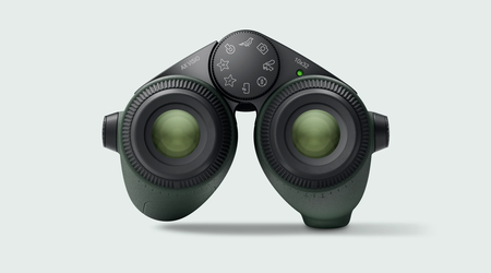 AI binoculars with bird and animal recognition unveiled at CES 2024