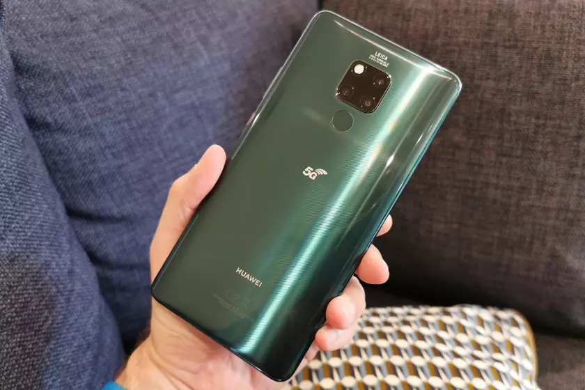 Huawei выпустила Mate 20 X 5G — свой первый смартфон с поддержкой 5G