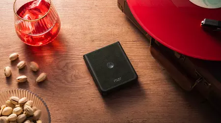 Motorola Razr 60 Ultra: the most powerful foldable smartphone - 7-inch screen, Snapdragon 8 Elite, three 50 MP cameras and alcantara