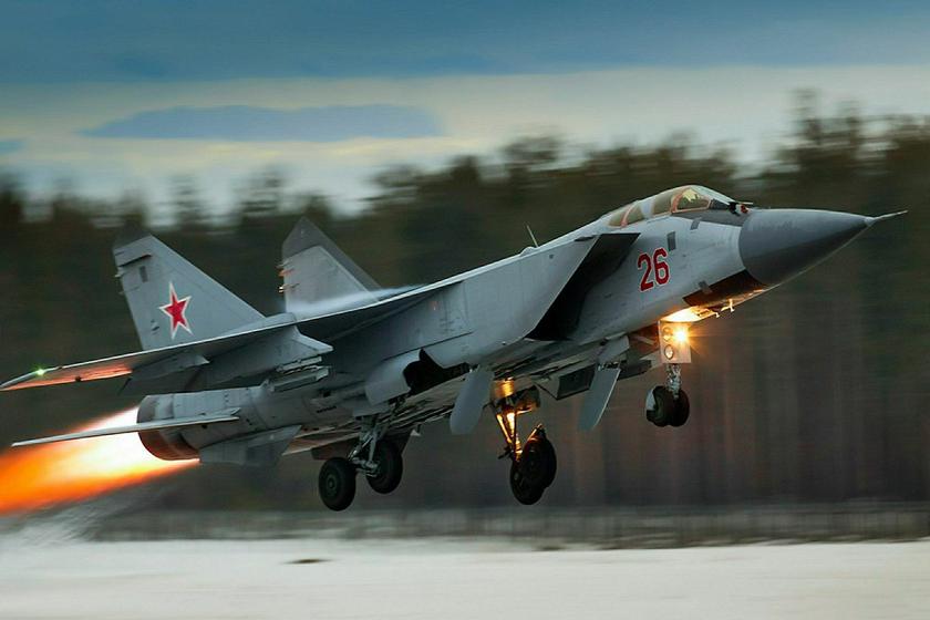 MiG-31 supersonic fighter of the fourth generation crashed in Russia