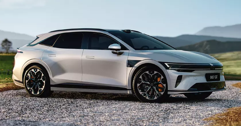 Zeekr Unveils the 007 GT: Pioneering the Future of Electric Sports Cars