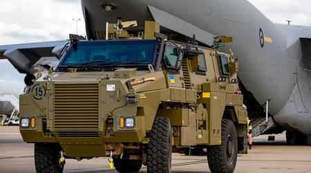 Australien liefert eine neue Charge gepanzerter Bushmaster-Fahrzeuge an die AFU