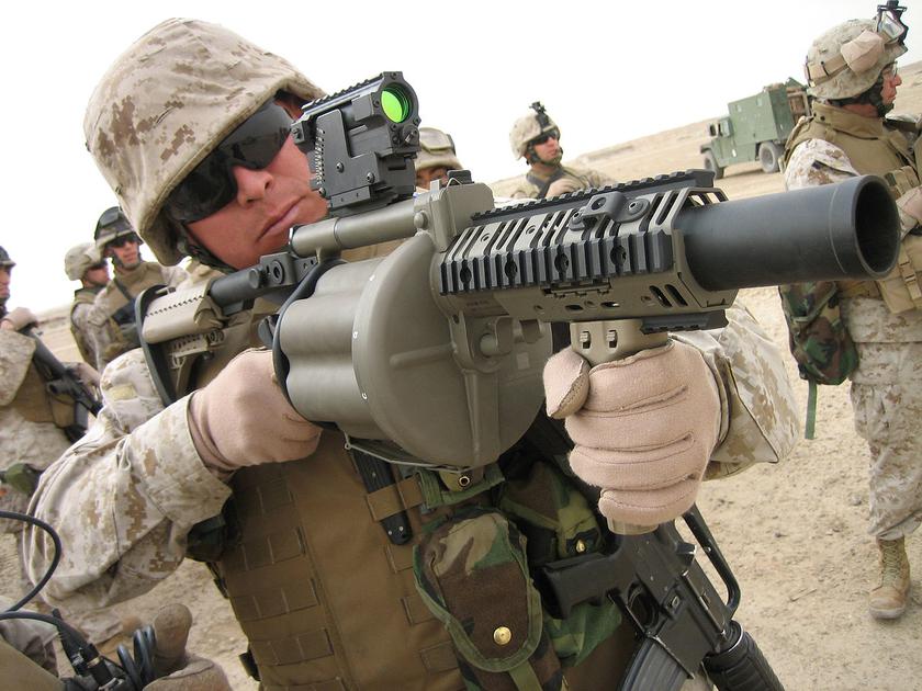 ВСУ показали видео тренировки бойцов с американскими автоматами M4 и гранатомётами MGL