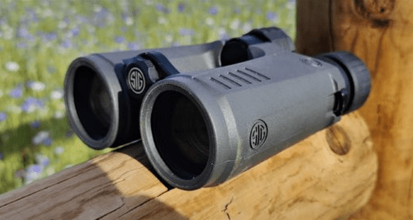 SIG SAUER Zulu7 10x42 compact binoculars 