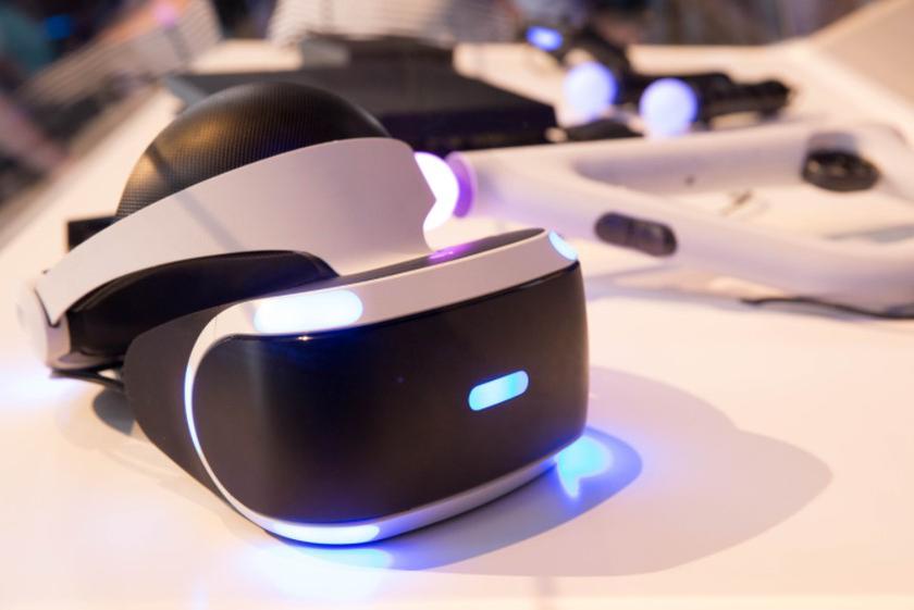 Sony разрабатывает VR-контроллеры для PlayStation 4