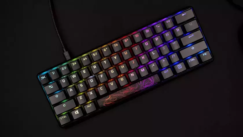 В Украине стартовали продажи HyperX Alloy Origins 60 — компактной геймерской клавиатуры с RGB подсветкой за 2999 грн