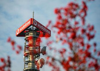 Vodafone из-за шумихи приостанавливает закупки оборудования у Huawei
