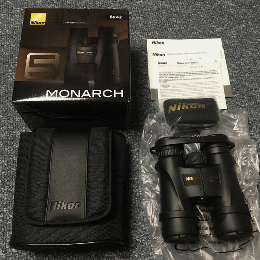 Nikon Monarch 5 8x42 binoculars for people with glasses