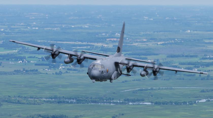 USA po raz pierwszy wysyłają do Republiki Korei najnowszą baterię wsparcia lotniczego Lockheed AC-130J Ghostrider z rakietami AGM-114 Hellfire, AGM-176 Griffin i bombami GBU-39