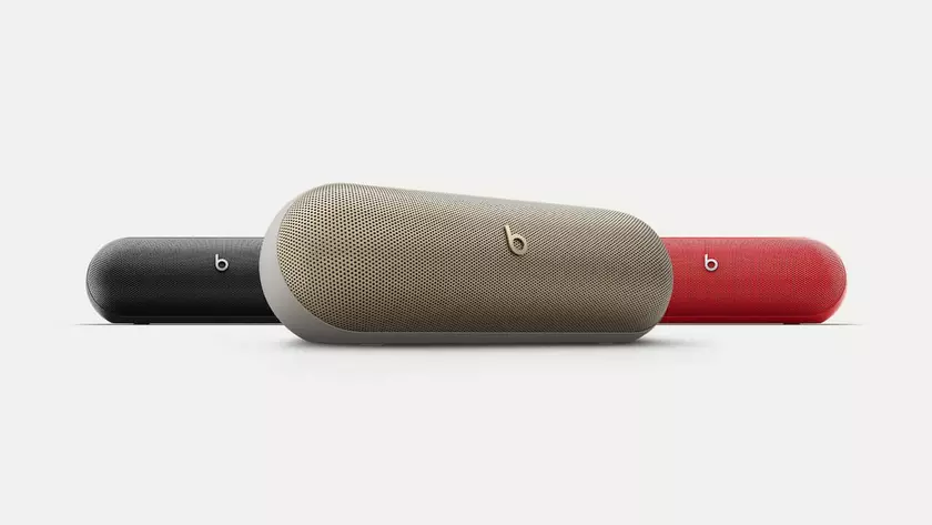Apple объявляет о запуске рекламного ролика Beats Pill ко Дню влюбленных