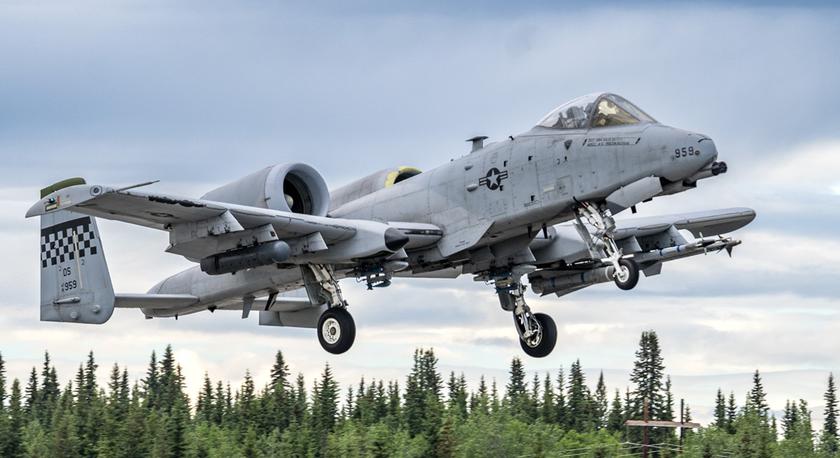 A-10 Thunderbolt II, F-15C/D Eagle и F-16 Fighting Falcon – ВВС США могут списать 132 самолёта
