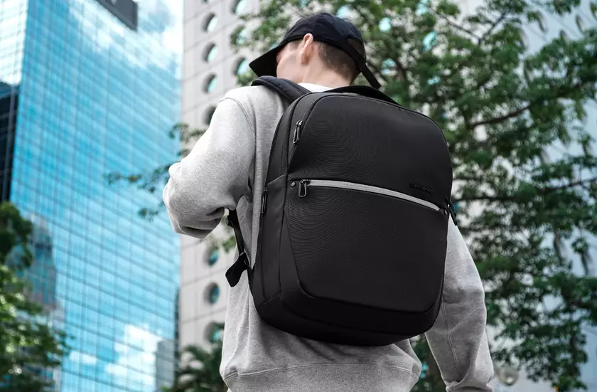 Samsonite Konnect-i Backback: «умный» рюкзак за $200 с поддержкой жестового управления