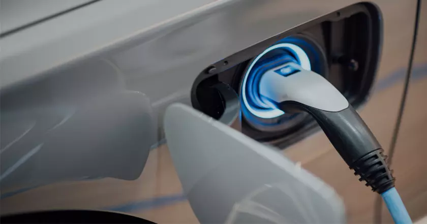 Ford выпускает электромобиль за 25 000 долларов