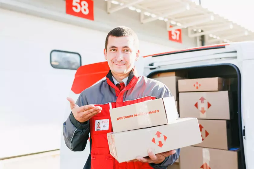 Новая почта изменила тарифы на международную доставку: куда посылки стали дешевле, а куда — дороже