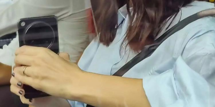 OnePlus Open se rend à Bollywood : le smartphone pliable est déjà utilisé par une célèbre actrice indienne