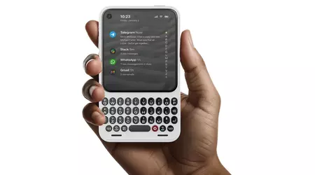 Clicks Communicator : Smartphone Android avec clavier physique et accent sur les messages