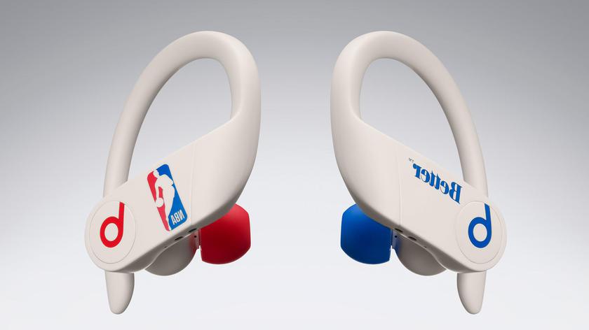 Для фанатов NBA: Apple представила специальную версию Powerbeats Pro