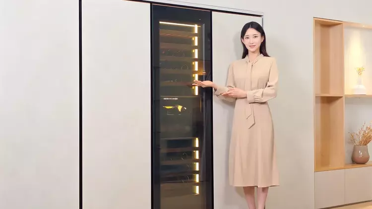 Samsung Infinite AI Wine Refrigerator: когда холодильник знает больше о вине, чем его владелец